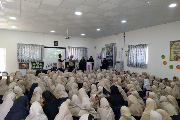تلاقی عشق و ارادت در دبستان علامه حلی بیرجند