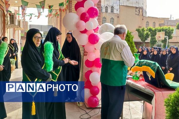 حضور خادمین آستان قدس رضوی در مدرسه شاهد کوثر رباط‌کریم به مناسبت دهه کرامت