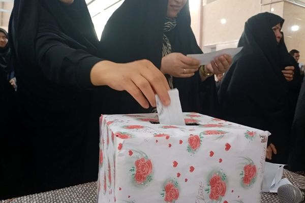  انتخابات انجمن اولیای دبستان شهید پسندیده فدافن