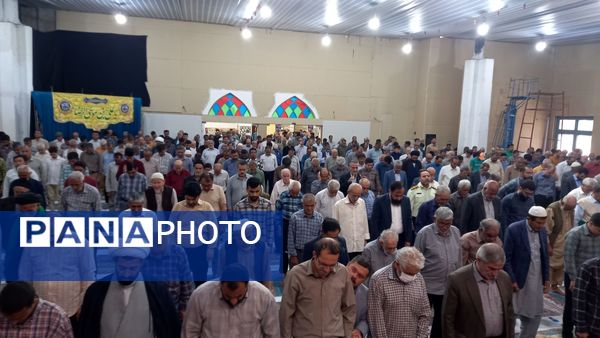 گرامیداشت هفته معلم در نماز جمعه با حضور مدیر آموزش و پرورش پیشوا
