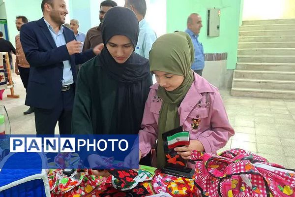 برگزاری نمایشگاه به مناسب هفته ملی مهارت در شهرستان باشت