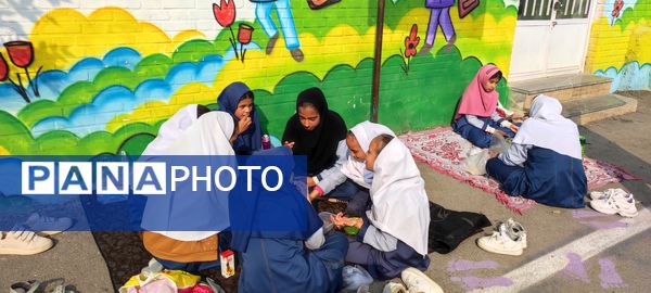 صبحانه سلامت و روز جهانی تخم مرغ در مدرسه شهید خاقانی شهرستان شیروان