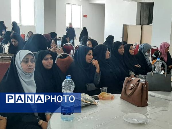 مراسم بزرگداشت روز معلم در میناب 
