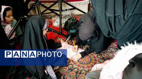 برپایی غرفه کودک در نماز جمعه کاشمر