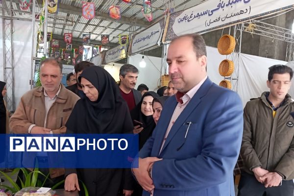 نمایشگاه دستاوردها و توانمندی بانوان روستایی در روستای بشرآباد