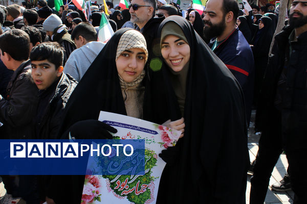 حس و حال نوجوانان در جشن چهل و ششمین سالگرد پیروزی انقلاب اسلامی 