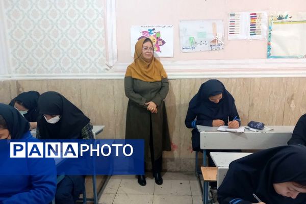 برگزاری آزمون شبه تیمز شماره۲ در دبیرستان ارمغان