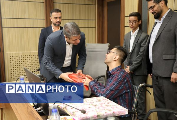 آیین تجلیل از دانش‌آموز خبرنگاران پانا پایتخت 