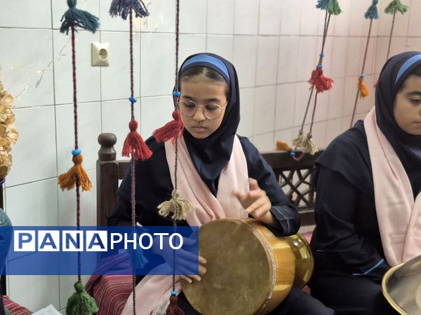 هفته ماها، فرصتی برای درخشش استعدادهای هنری دانش‌آموزان دبیرستان شهید همت