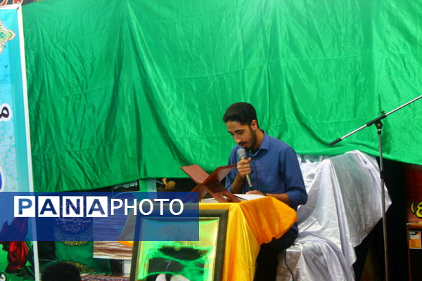 تجلی ایمان و همدلی دانش‌آموزان جزیره