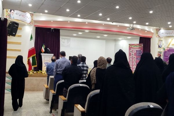 جلسه انجمن اولیا با حضور مسئولین در خلیل آباد 