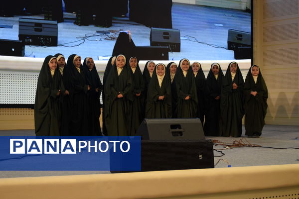 مراسم گرامیداشت مقام معلم و تجلیل از طلایه‌داران تعلیم و تربیت منطقه ۱۴ 