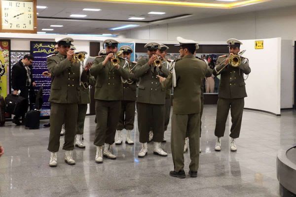 آیین استقبال باشکوه از آتوسا گلشاد نژاد، قهرمان طلای کاراته ایران در کرمانشاه