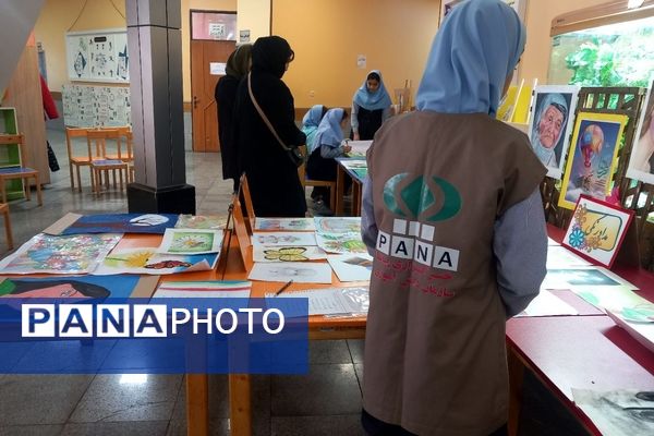 برگزاری جشنواره فرهنگی هنری فردا در هفته ماها