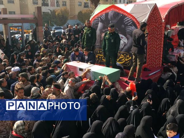 اجتماع بزرگ عزاداران حضرت زهرا(س) همزمان با تشییع شهیدان گمنام دفاع مقدس