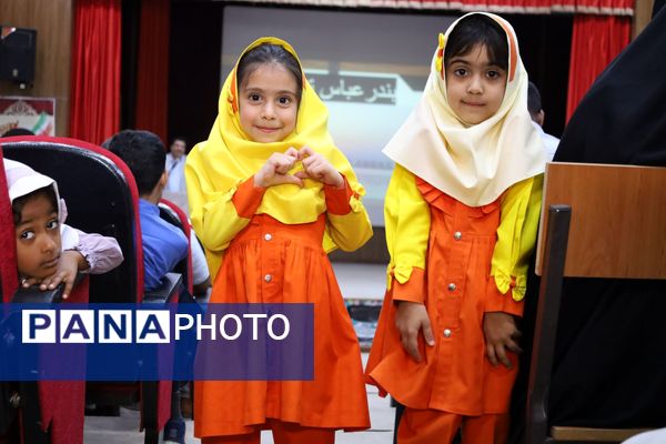 تجلیل از ۹۶ قصه‌گوی برتر رودان