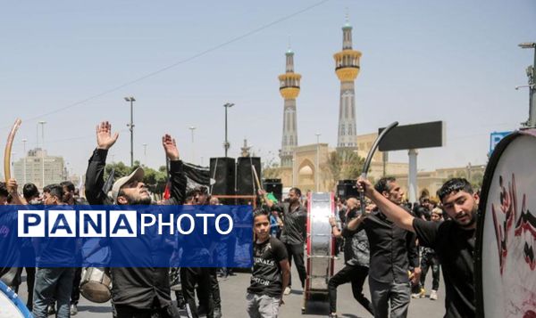 رود اشک و عشق در مسیر حرم همزمان با شکوه عزاداری هیئات‌ در خیابان‌های مشهد