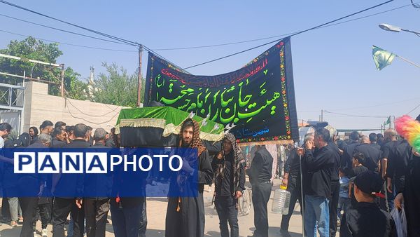 مراسم عزاداری و زنجیر زنی شهادت امام حسن مجتبی(ع) و رحلت پیامبر اکرم (ص) در  روستای کفکی خراسان رضوی