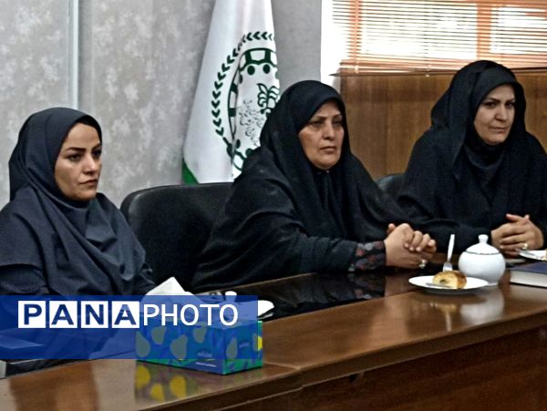 نشست صمیمی مدیرکل آموزش و پرورش استان زنجان در خبرگزاری پانا 