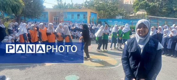  مسابقات ورزشی درون مدرسه‌ای به مناسبت هفته سلامت روان 