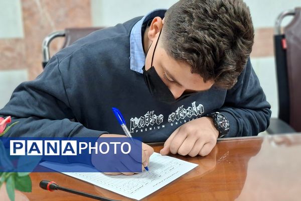 جلسه هم‌افزایی و توانمندسازی دانش‌آموزان جدیدالورود خبرگزاری پانا قرچک