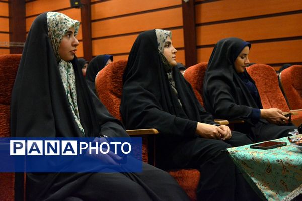 مدرسه انقلاب در بهارستان‌دو به ایستگاه پایانی رسید