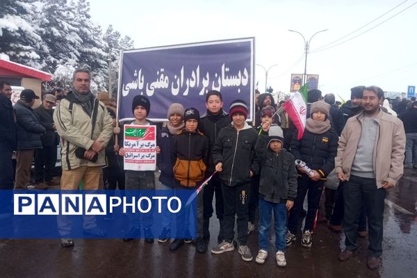 سرمای زمستان با حضور پرشور مردم تربت جام گرم شد