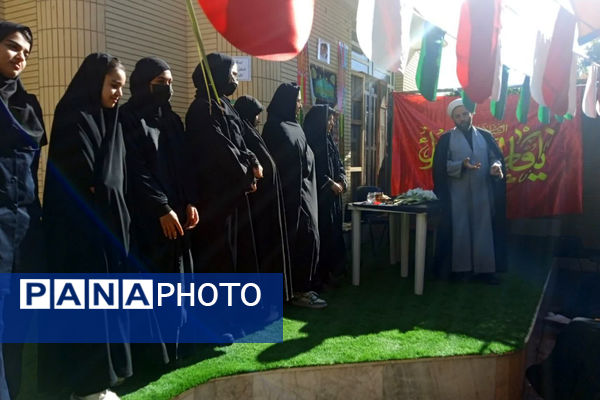 استقبال از شهید گمنام به میزبانی دبیرستان در ادب 
