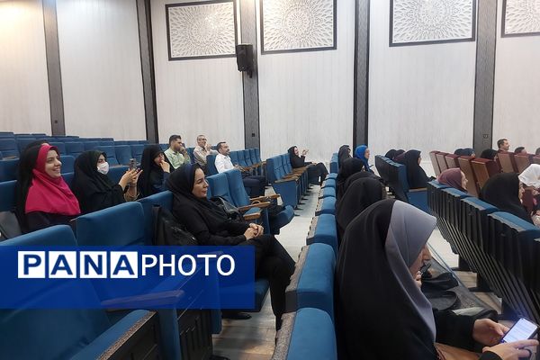  کارگاه آموزشی نحوه تعامل با دانش‌آموزان و بازی‌های گروهی در باقرشهر 