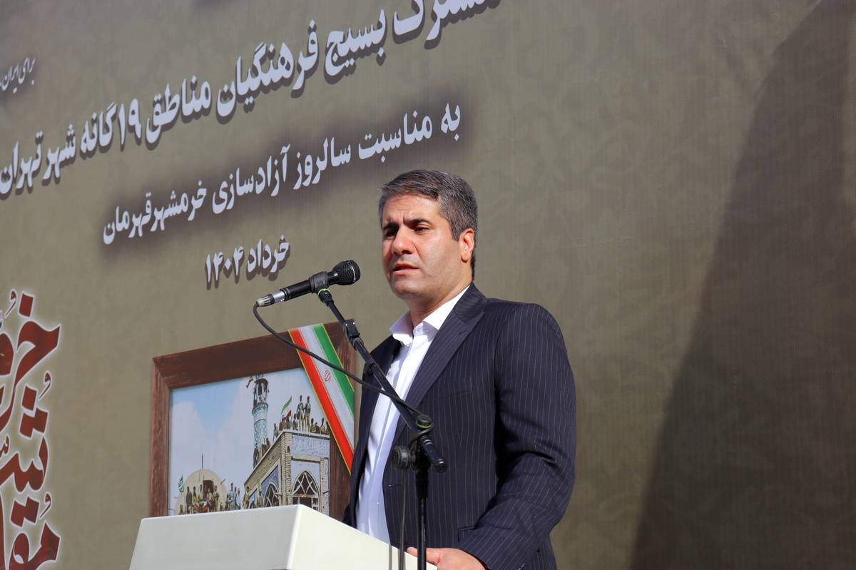 آزادسازی خرمشهر سند افتخار ملت ایران است