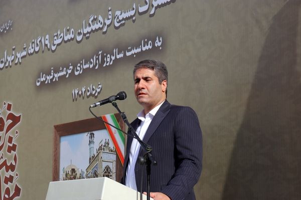 آزادسازی خرمشهر سند افتخار ملت ایران است