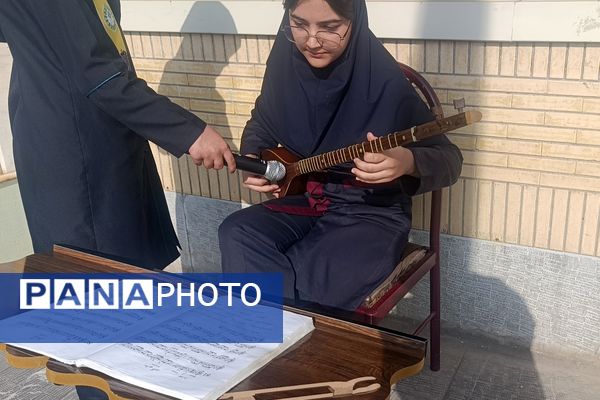 مراسم ولادت حضرت فاطمه زهرا (س) و روز مادر در دبیرستان مهر نیشابور