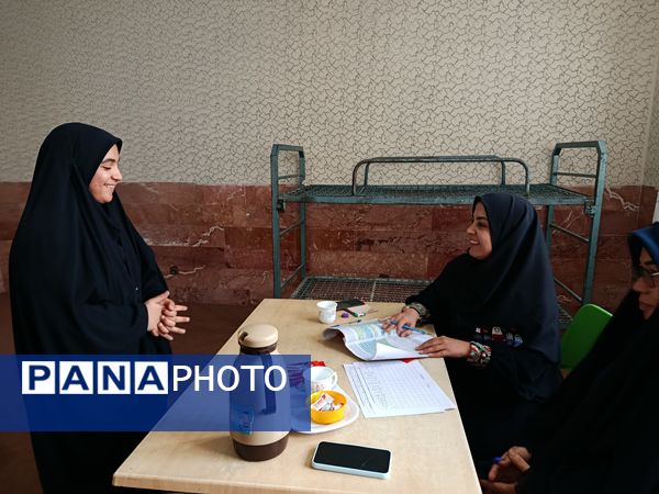 مرحله منطقه‌ای مسابقات قرآن و عترت دانش‌آموزان متوسطه اول و دوم در رضویه