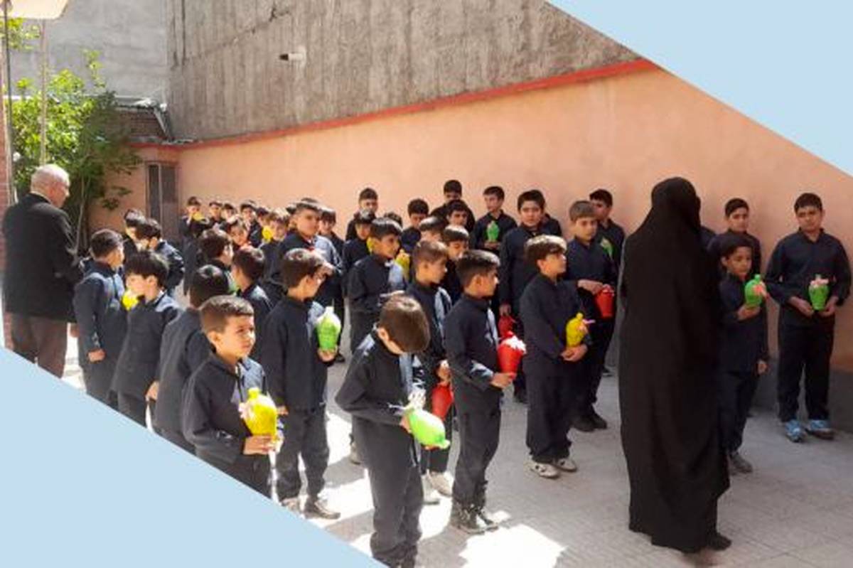 سنت حسنهای که از معلم فقید تبریزی بر جا ماند؛ اهدای قلک دانشآموزان به بیماران مبتلا به سرطان