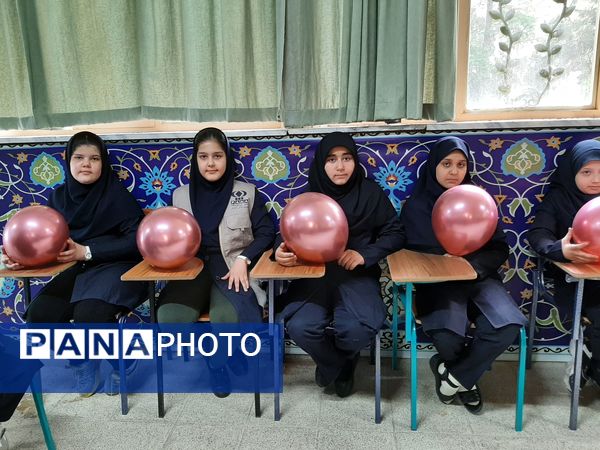 اختتامیه دوره ارتقاء مهارت‌های رابطان مشاوره نواحی هفت‌گانه مشهد و تبادکان