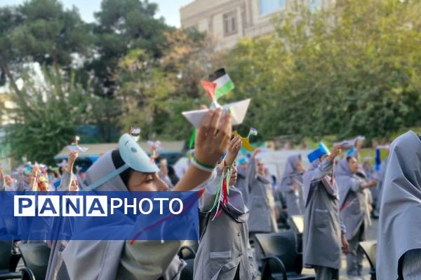 زنگ هفته سلامت روان در مدرسه کودک مسلمان قرچک به صدا در آمد