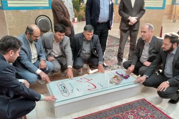 هفته دولت فرصتی برای تجدید میثاق با آرمان‌های شهدای انقلاب اسلامی است