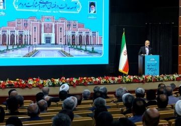 نباید به بهانه نبود امکانات، از آموزش کودکان دست کشید/ کیفیت آموزش در مدارس دولتی نباید پایین‌تر از مدارس خصوصی باشد