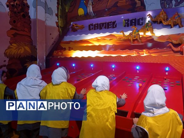 اردو تفریحی دانش آموزان دبستان دخترانه نرجس یک و دو 