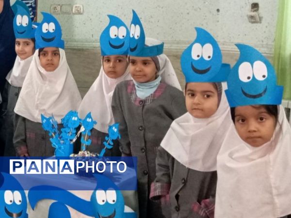 جشن آب در دبستان دخترانه نرجس یک 