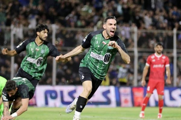 برد خیبر بر پرسپولیس در دقایق پایانی/ پرسپولیس بحرانی تر از گذشته