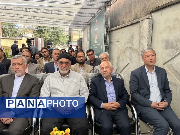 آیین افتتاح مرکز جامع سنجش، آموزش، توان بخشی و مداخله بهنگام رشدی و تربیتی شادروان حاج حسین زواریان کرمانی 