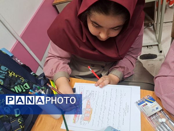 حضور آتش‌نشان البرزی در دبستان ارمغان هستی ناحیه 3 کرج به‌مناسبت روز آتش‌نشان و ایمنی 