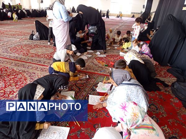 برپایی غرفه کودک در حاشیه نماز جمعه شهرستان کاشمر