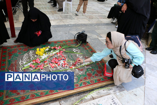 آیین میهمانی لاله‌ها در قم