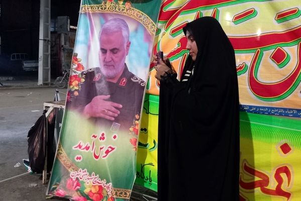 مهمانی ده کیلومتری غدیر در شهر بن 