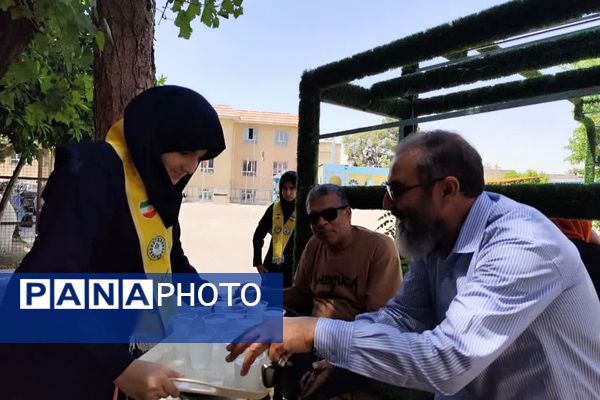 برپایی موکب به‌مناسبت سالروز شهادت رئیس جمهور و همراهان در دبیرستان شاهد 16
