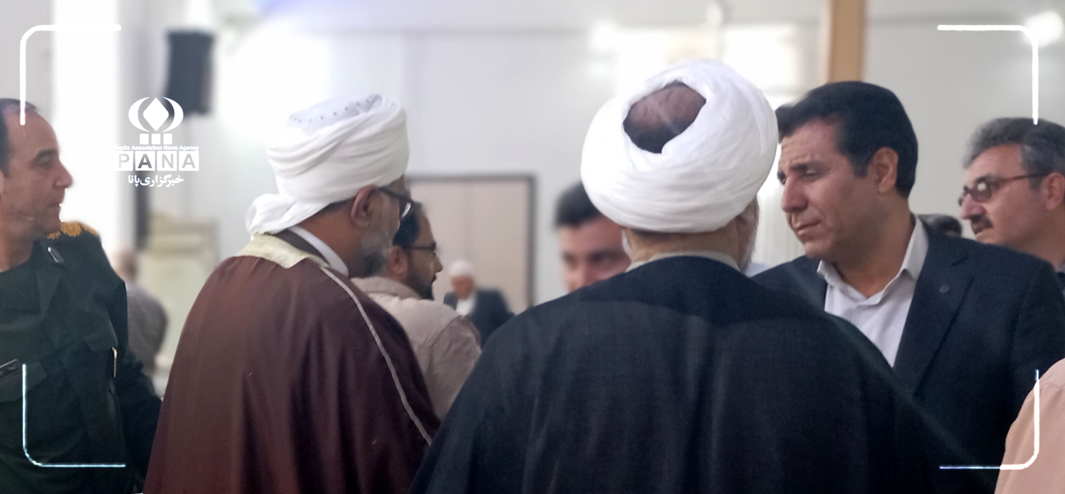 اندوه عمیق مردم دهگلان در سوگ فرماندهان و دانشمندان شهید