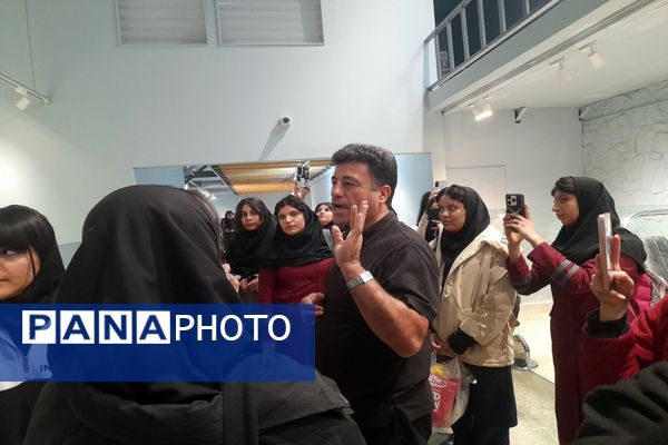 هنرجویان هنرستان کبری زرگران ملارد مهمان کاخ سعدآباد