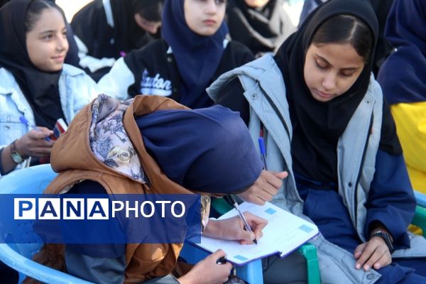 حضور دانش‌آموزان فلارد و خانمیرزا در اردوی «طرح تمشک»